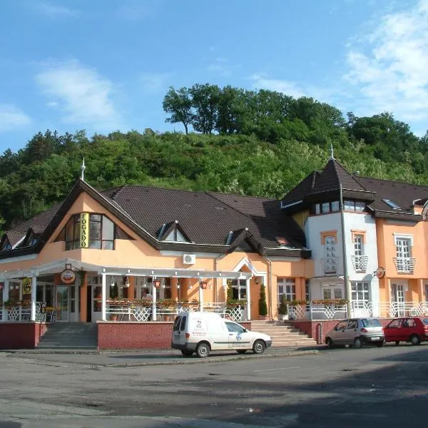 Galcsik Fogadó, hotel en Mátraszele