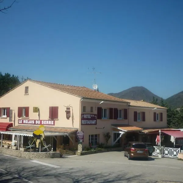 Logis Hotel Le Relais du Serre – hotel w mieście Dieulefit
