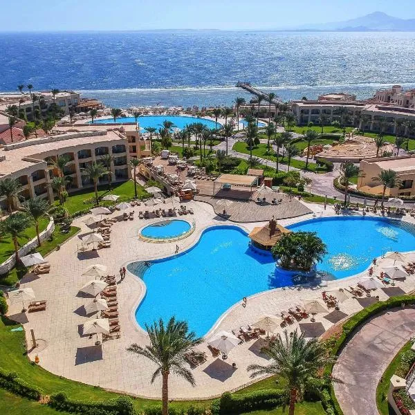 Cleopatra Luxury Resort Sharm El Sheikh, отель в городе El-Gharqâna