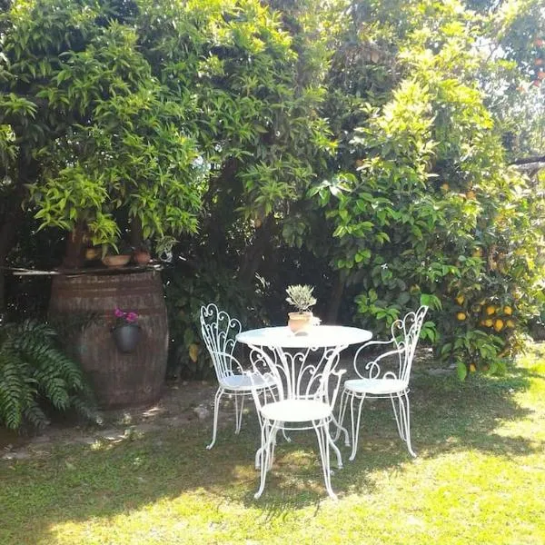 Casa Marinella, hotel v destinaci Angri