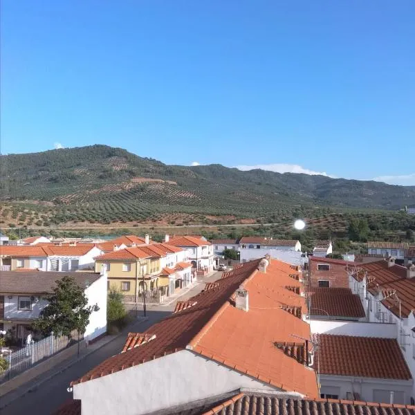 Apartamentos Azahar, hotel v destinaci Puente de Génave