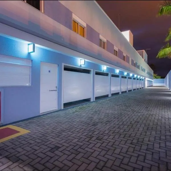 Viesnīca Azure Motel (adults only) pilsētā Registru