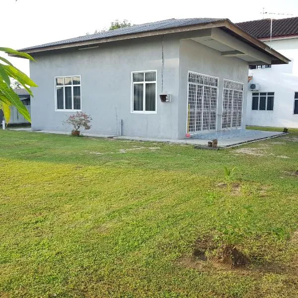 3H REST HOUSE @ HOMESTAY, hotel i Kuala Terengganu