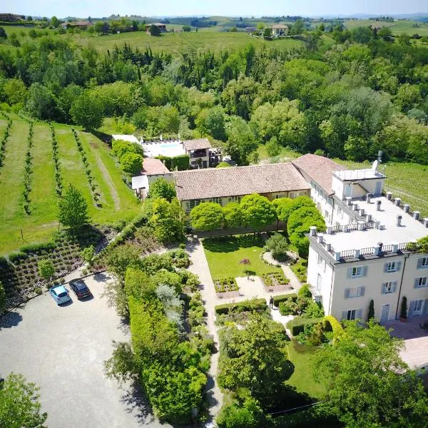 La Villa Hotel, hotel v destinácii Mombaruzzo