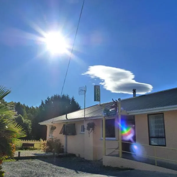 The Lazy Cow Accommodation, hotel a Murchison