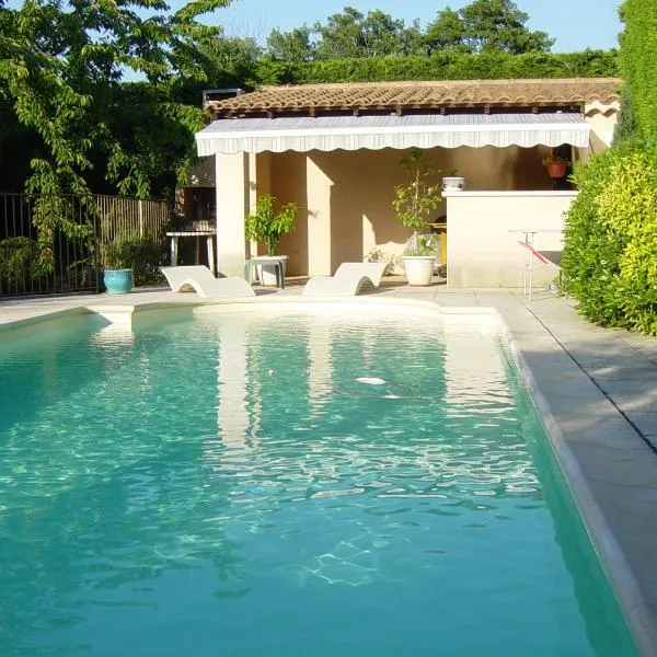 Gite des Taillades, hotel in Les Taillades