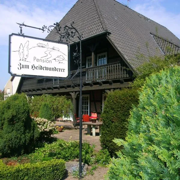 Landhaus Zum Heidewanderer mit THERMEplus, hotel v destinaci Bad Bevensen