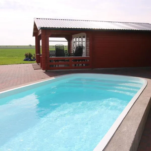 Landhaus Nordsee-Peerhuus, hotel di Friedrichskoog