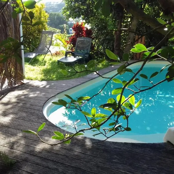T2 KAY ZANNDOLI, hotel v destinaci La Trinité