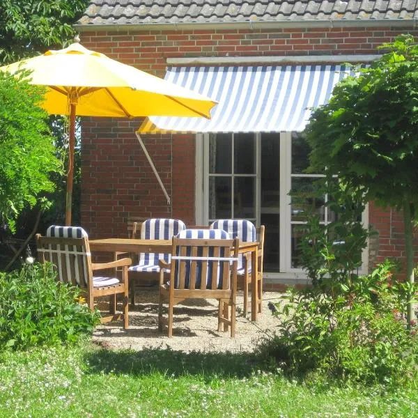Campen Cottage, hotel v destinaci Krummhörn