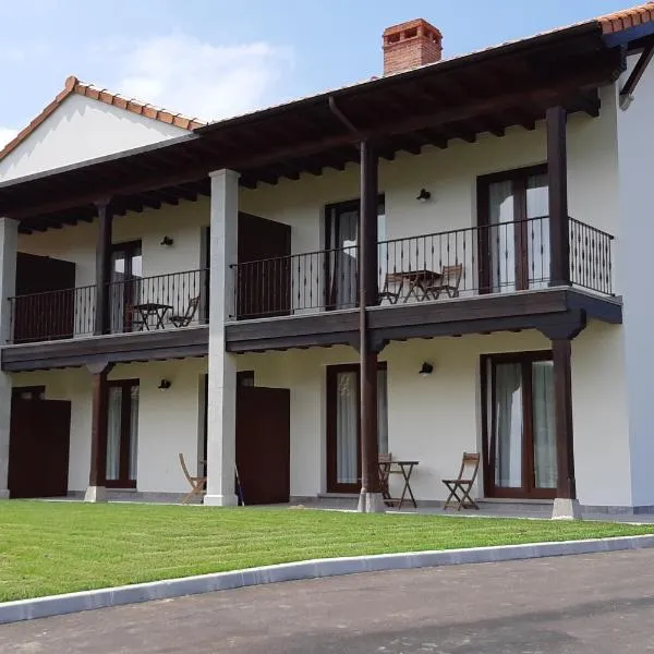 La Mediana Del Sella, hotel v destinaci Ribadesella