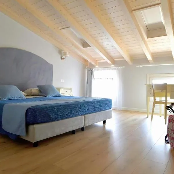Spagnoi Rooms, hotel a Castelnuovo del Garda