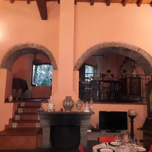 A Casa Di Tuccio, hotel en Viagrande