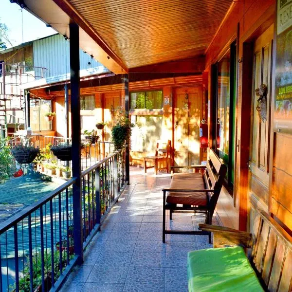 Cabinas El Pueblo B&B Monteverde、モンテベルデ・コスタリカのホテル
