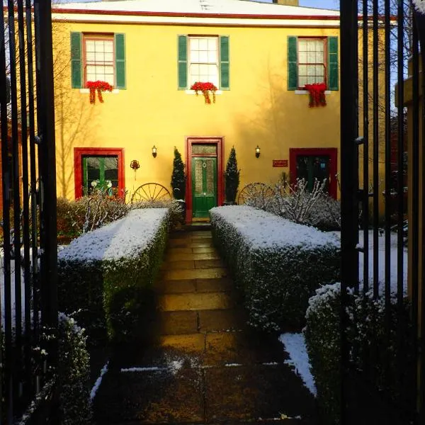 Blakes Manor Self Contained Heritage Accommodation, hotel v destinaci Deloraine