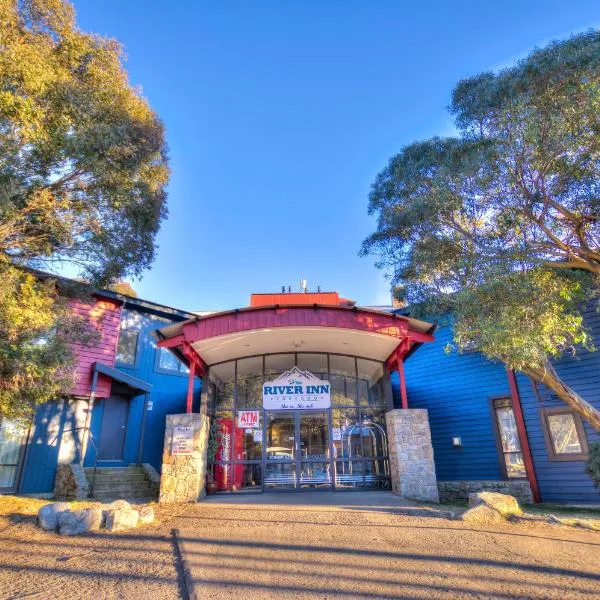 The River Inn Thredbo, hotell i Thredbo