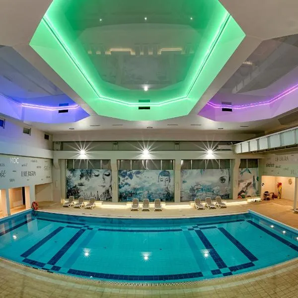 Falenty Biznes i Wypoczynek, hotel v destinaci Raszyn