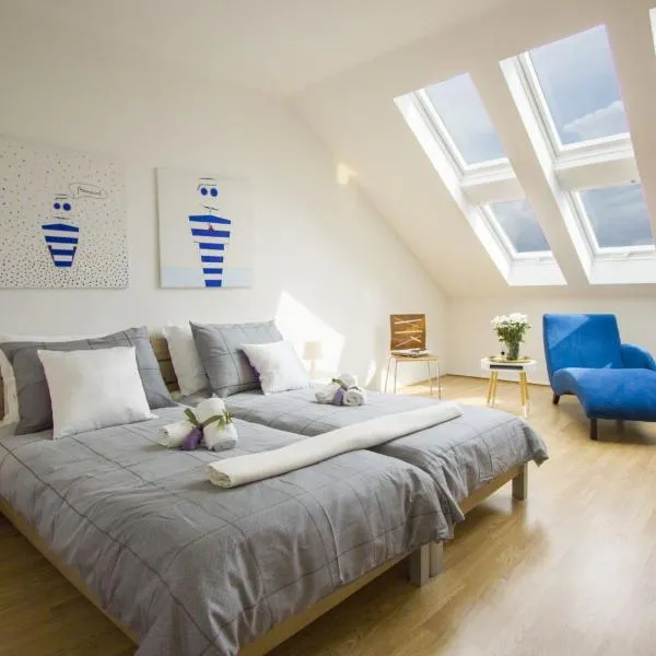 West Coast luxury apartment, hotel v Splite
