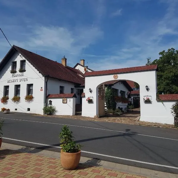 Hostinec Selský dvůr, hotel in Radnice