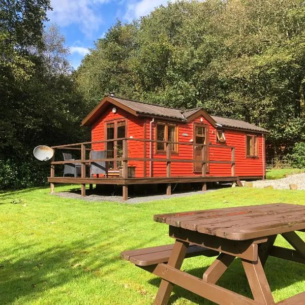 Rashfield Sheilings - Riverside Lodges, by Pucks Glen, Dunoon, hotel v destinaci Dunoon