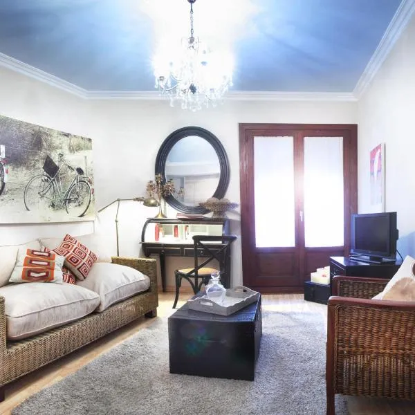 Apartamentos Alcoba de Baco, hotel v destinaci Barbastro