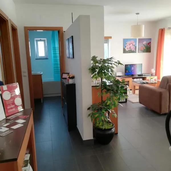 Apartamento BaySide - São Martinho do Porto, hotel in São Martinho do Porto