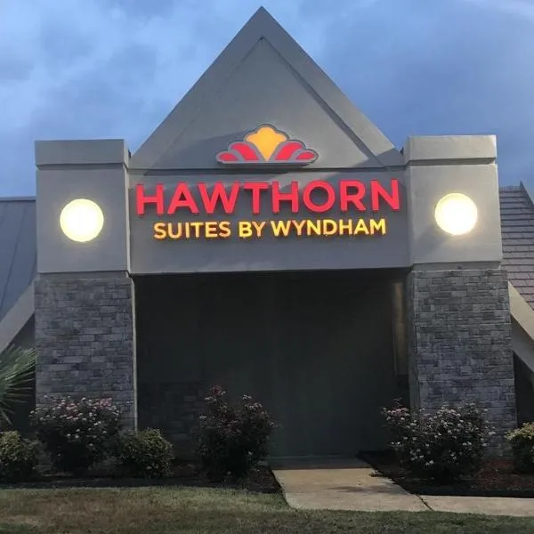 Hawthorn Suites by Wyndham Columbia, Hotel in Irmo