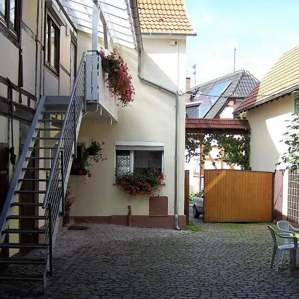 Weingut & Gästehaus Nagel, hotel v destinaci Kapellen-Drusweiler