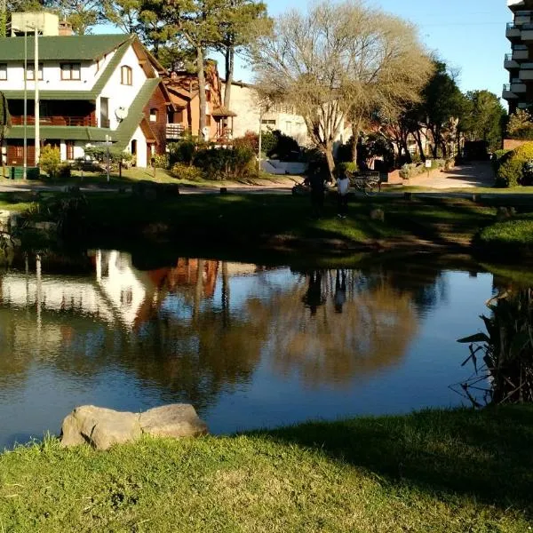 Bungalow en Pinamar, hotel in Pinamar