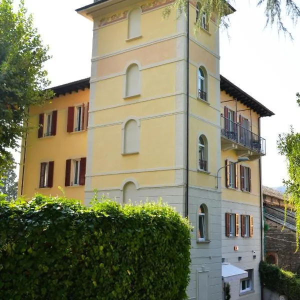 Hotel Quarcino – hotel w Como