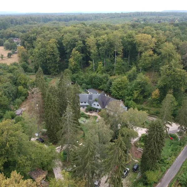 Le jardin de Saint Jean, hotel en Saint-Jean-aux-Bois