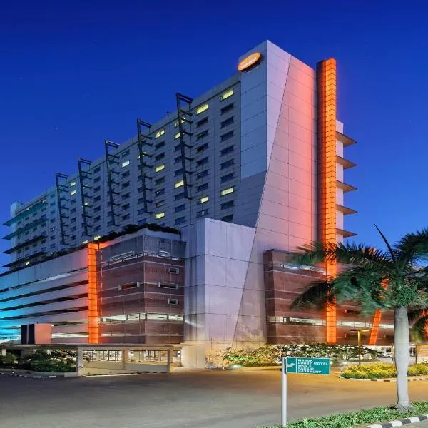 HARRIS Hotel and Conventions Kelapa Gading Jakarta, hotel in Sasak