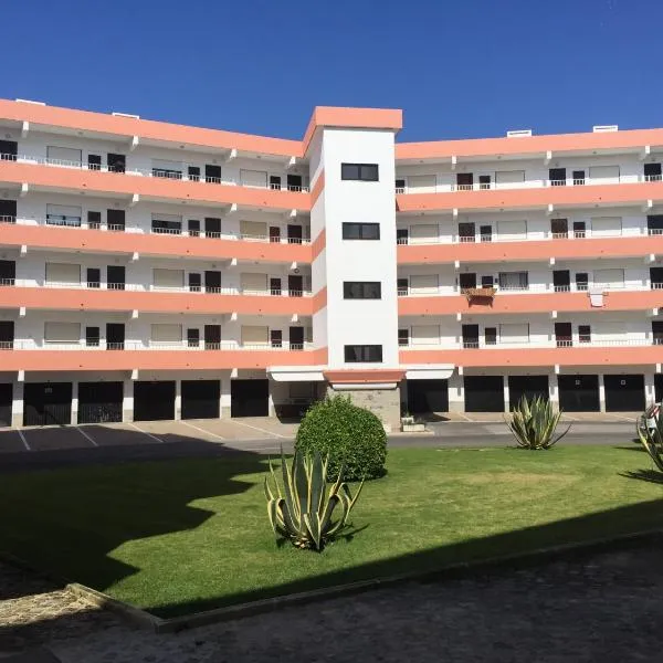 Apartamento Santa Cruz, ξενοδοχείο σε Escravelheira
