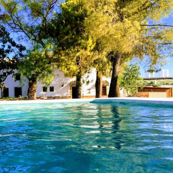 VTAR Don Benito, su casa rural en Gilena, hotel v destinaci Gilena