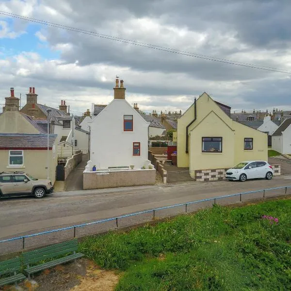 Portknockie 17 Harbour Place Refurbished for 2025 Season, hotel v mestu Portknockie