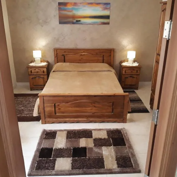Grazzja Traditional Apartment, hotel di Żabbar