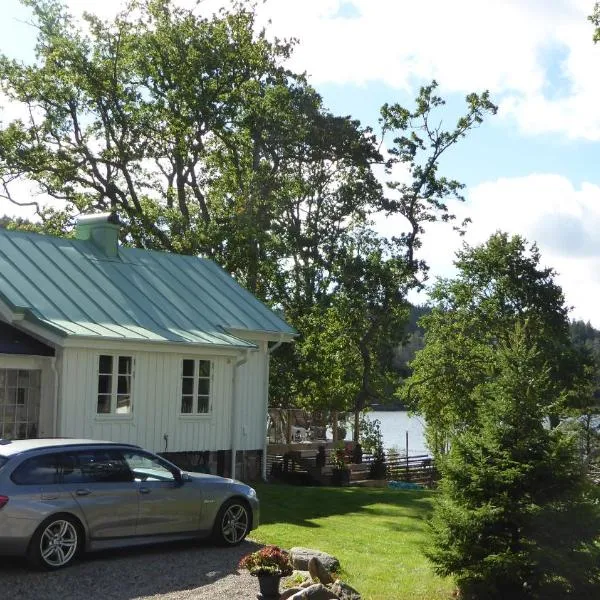 Cottage - Majviken, hotel v destinaci Ljungskile