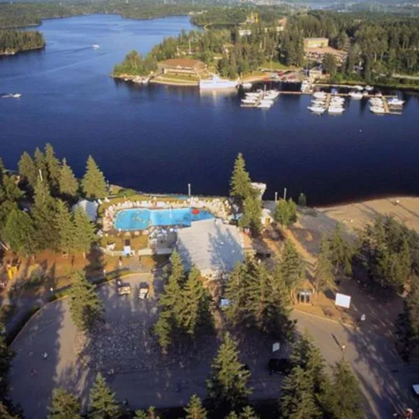 Centre de Villégiature Dam-en-Terre, hotel in Lac Kénogami