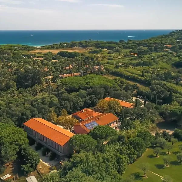 Lou Riou Village Vacances, hotel v Saint Tropez