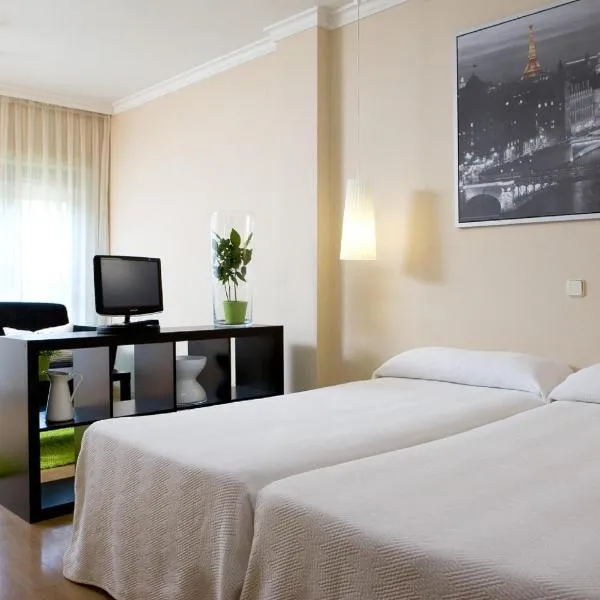 Apartamentos TH La Florida, hotel in Madrid