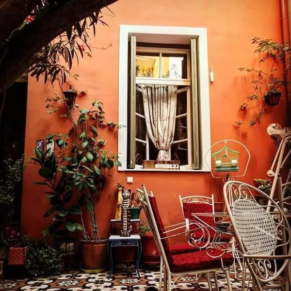 Athens Quinta, hotel in Athens