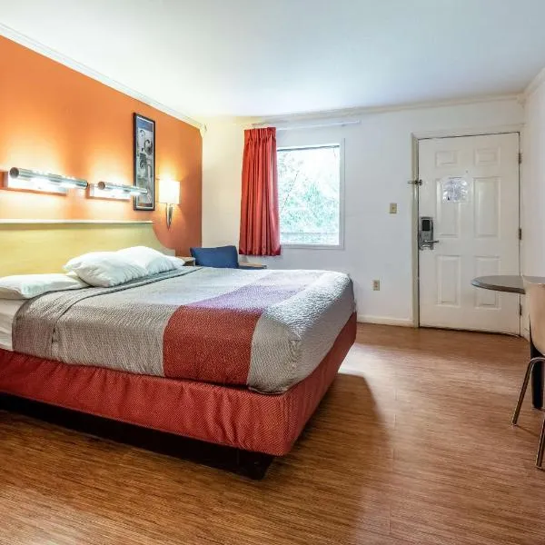 Motel 6-Gatlinburg, TN - Smoky Mountains, hotel in Gatlinburg