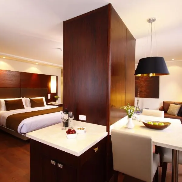 Hotel Reina Isabel, hotel v destinaci Quito