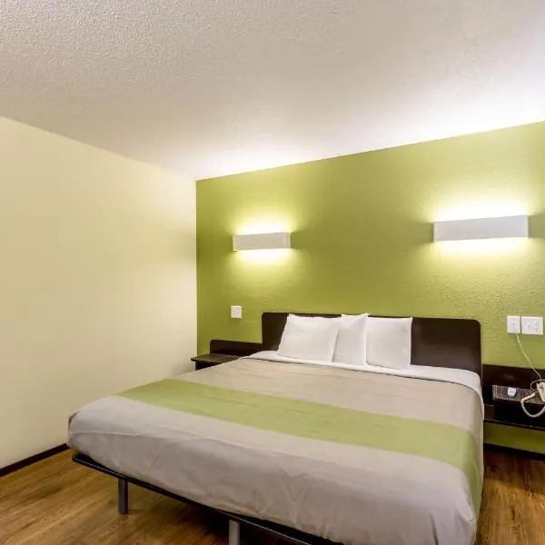 Motel 6-Troy, IL, hotel v destinaci Troy