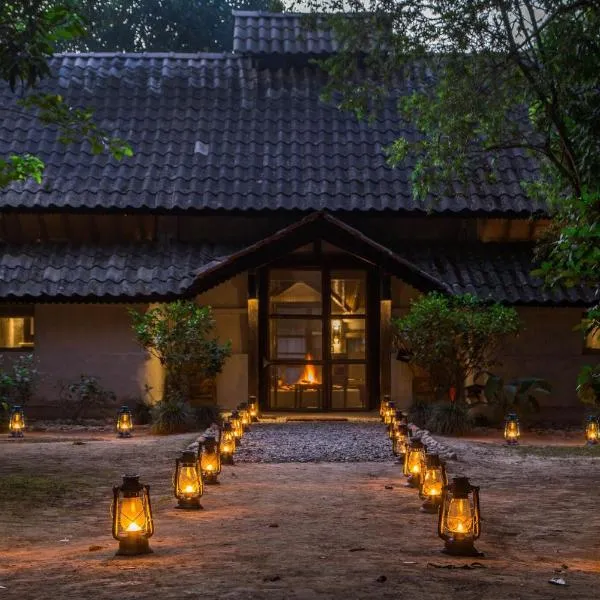 Tiger Tops Tharu Lodge、チトワンのホテル