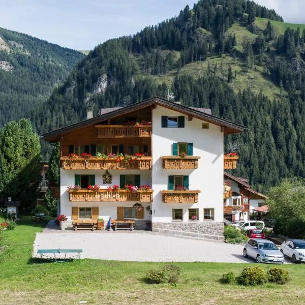 Villa Insam, hotel i Sëlva di Val Gardena