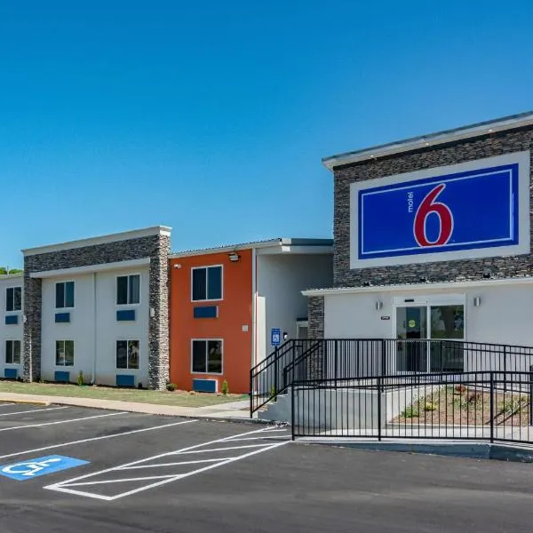 Motel 6-White, GA - Cartersville, hotel in White