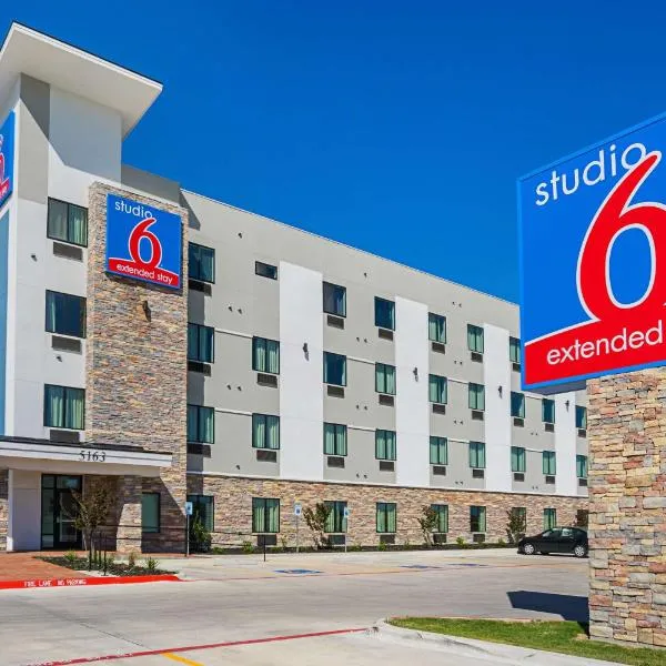 Studio 6-Buda, TX, хотел в Буда