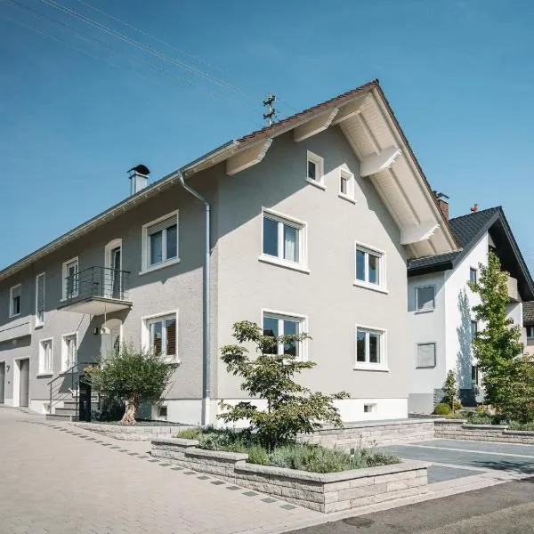 12 Kirschen、ドゥルバッハのホテル