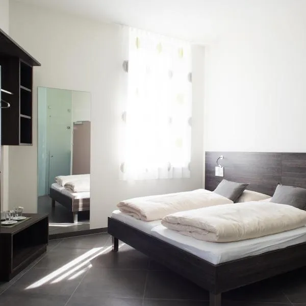 eee Hotel Traun, hotel v Linci